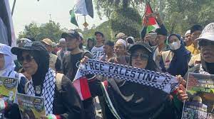 Unjuk Rasa Solidaritas Warga Indonesia: Aksi di Monas untuk Palestina